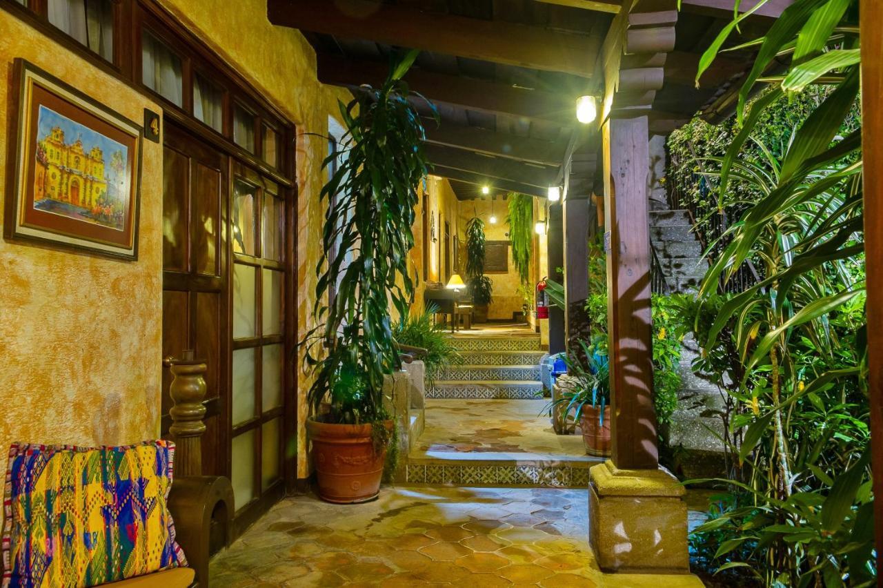 Hotel Casa Del Parque By Ahs Antigua Exterior foto